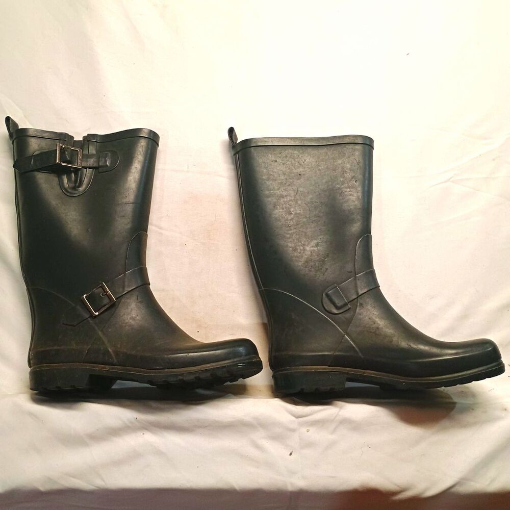 Women's Black Rain Boots Size 8 Mid Calf Buckle Moto Riding Engineer Style